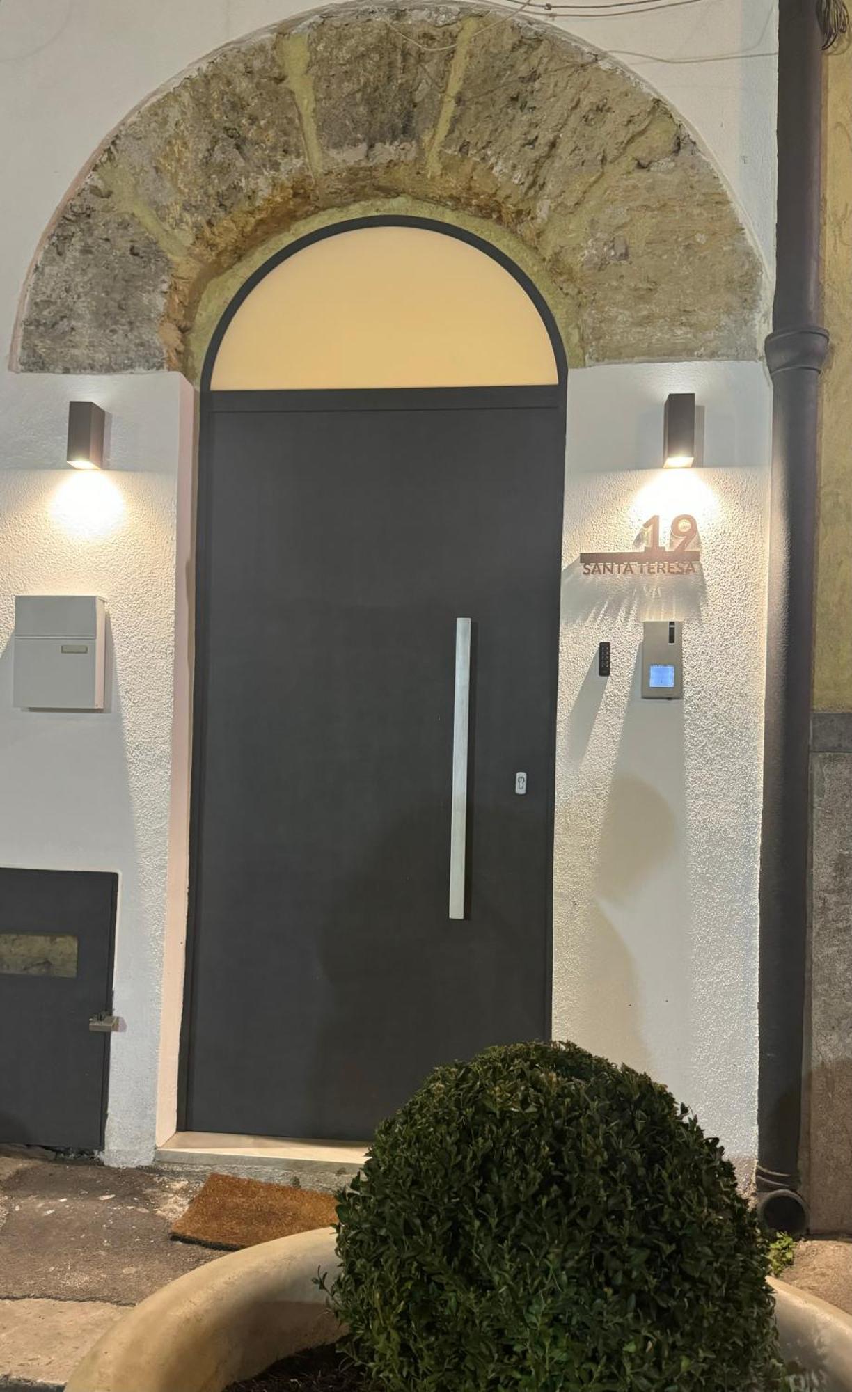 Santateresa19 Suite & Spa Palermo Exterior foto